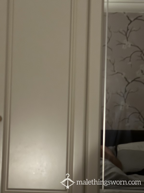 Chav Plays In Front Of The Mirror