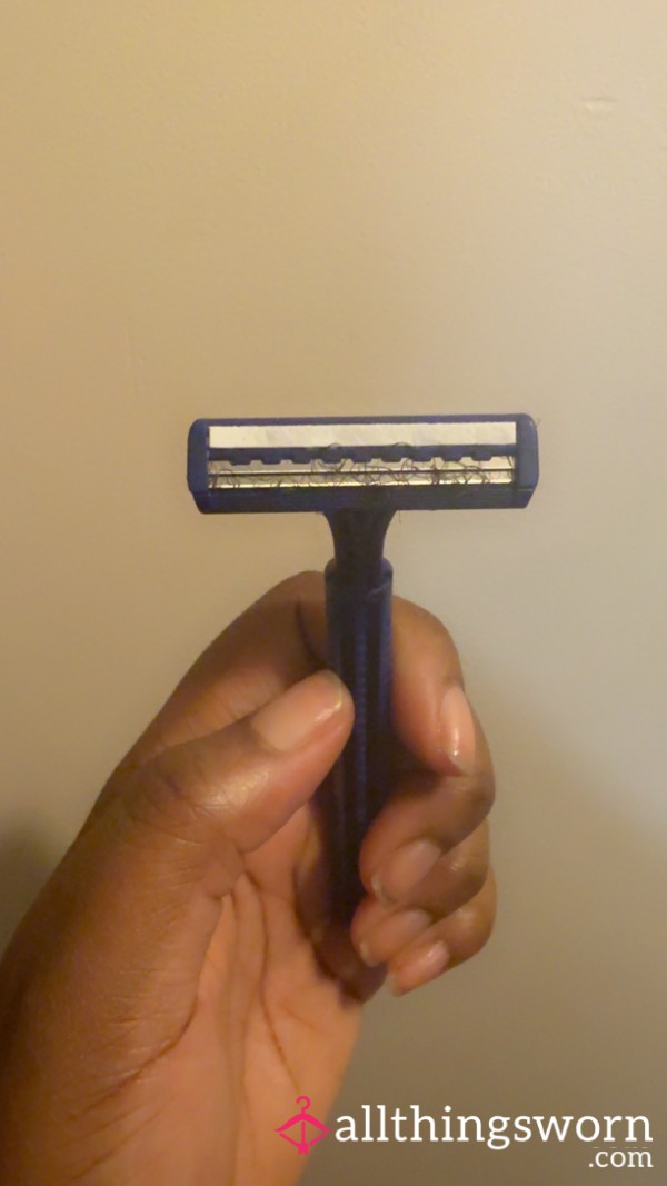 Cheap Razor, Tried To Shave My 😸 And It Could Barely Get Through. Yes, You Can Have ☺️