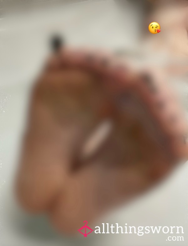 Check My Feet Out In The Bath 👣🛁