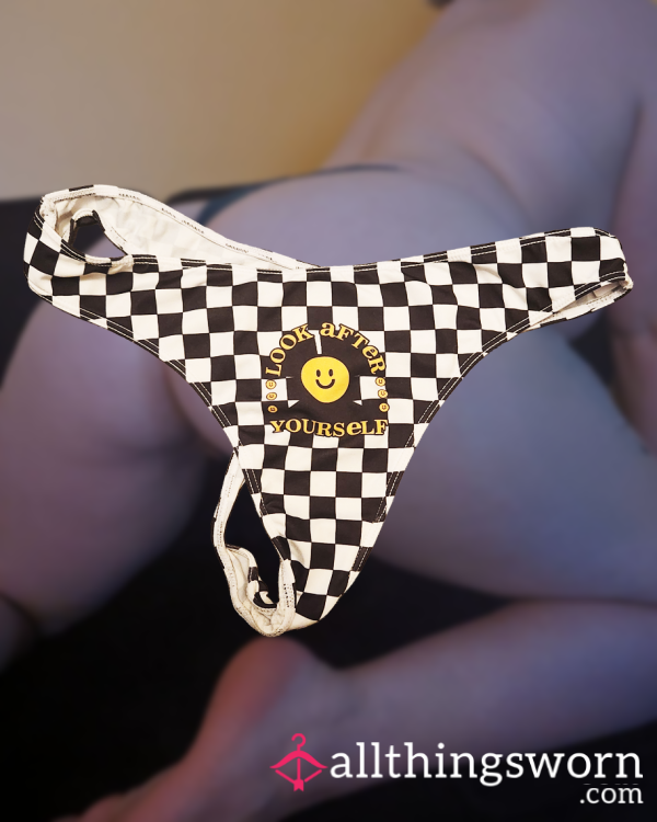 Checkered Smiley Face Thong 😊