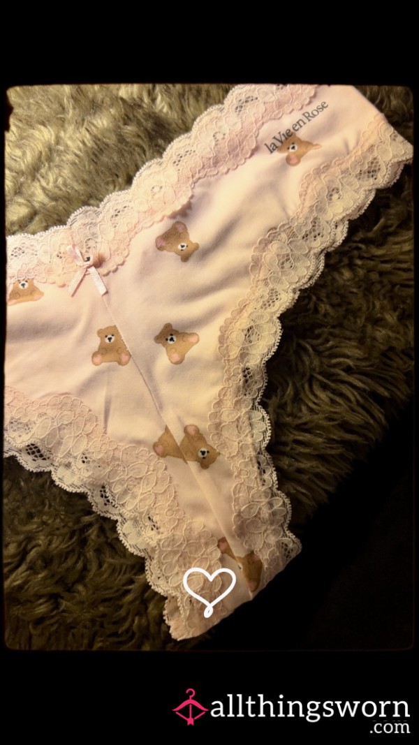 Cheeky Bear🧸💕
