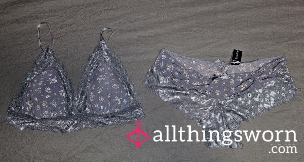 Lace Trim Silky Panty & Bralette Set ~ Pu**y RATING & PLAY INCLUDED 😈 Send Me Your Content & Find Out Just How 💦 You Make Me ~ Text/Voice Recording/Pic/Vid (whatever You're Comfortable With)
