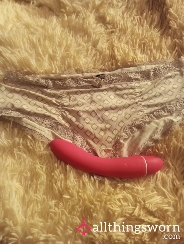 Cheeky Silky Smooth Panties, Will Wear Specially And 💦 Or 🍋 In Specially For You Included In The Price And Shipping To US!!! 💓