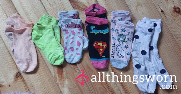 Cheerful Socks, All Wirn