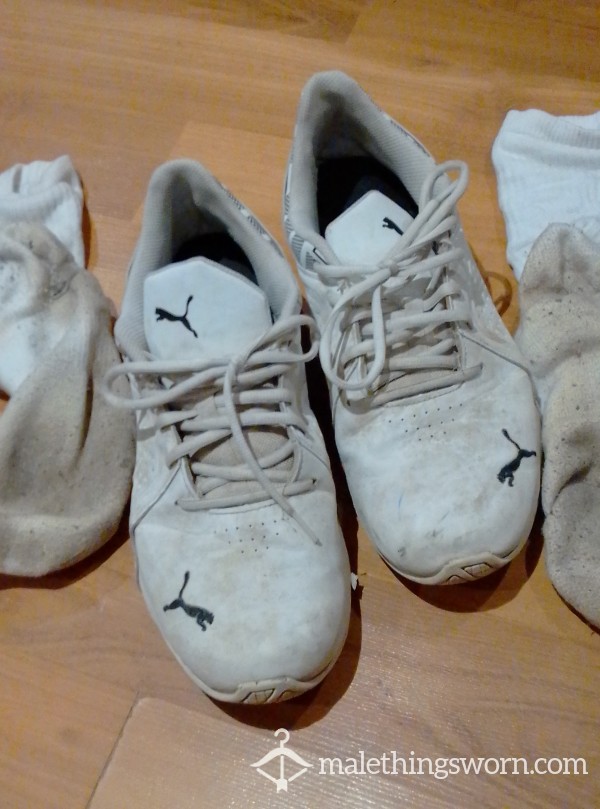 Cheesy Pumas Size 11 US