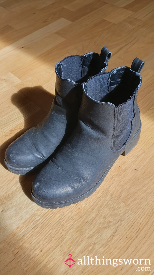 Chelsea Boots Worn For 5 Years. I Need To Get Rid Of This ;(