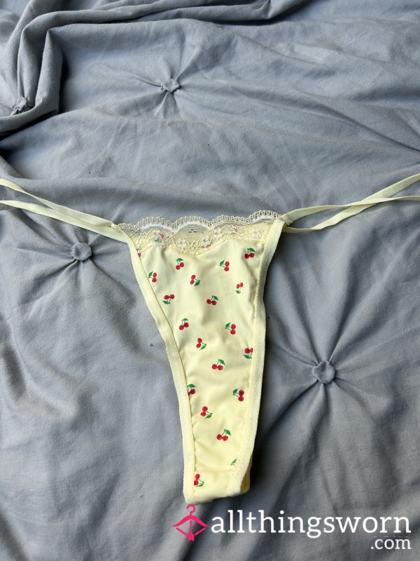 Cherry G String🍒