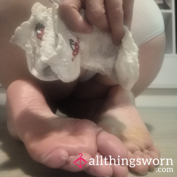 Cherry Trainer Socks - 3 Day Wear