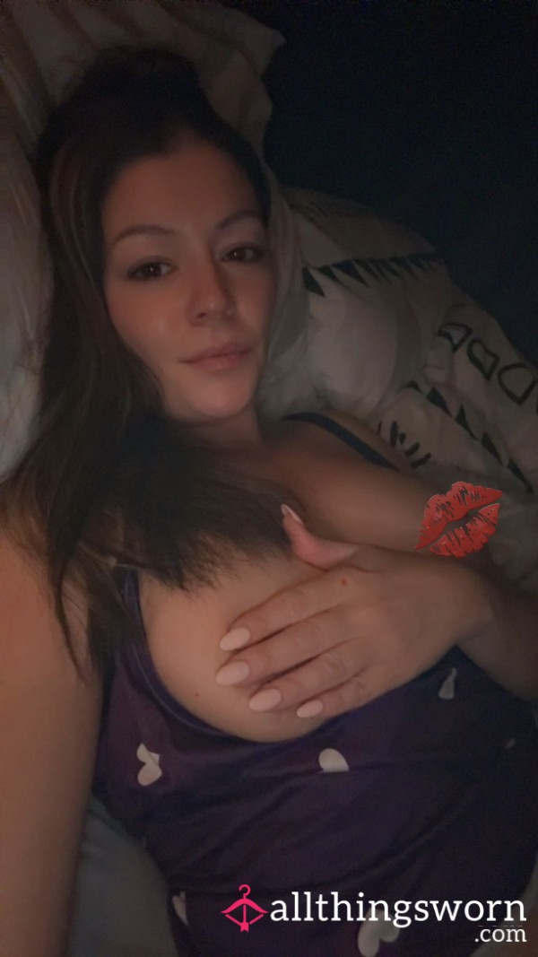 Cherrybaby13's Bedtime Breast Play 😉