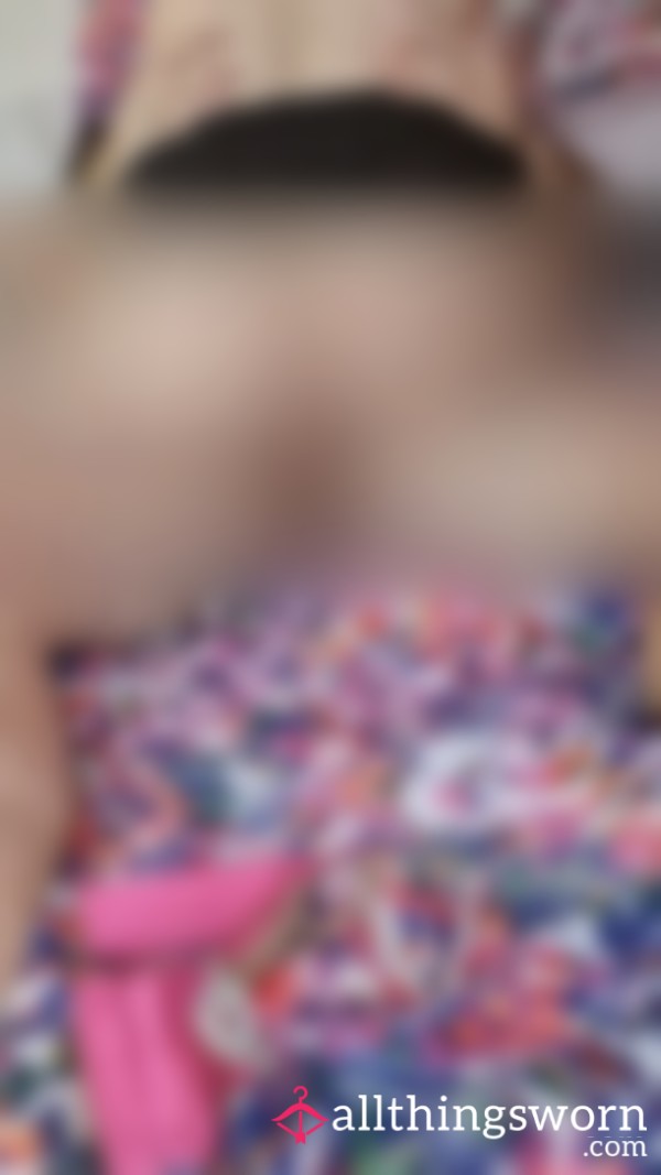 ‘chillin’ With Neighbour While Wife Is Out