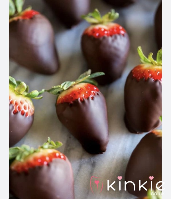“Chocolate” Covered Strawberries 😈😈