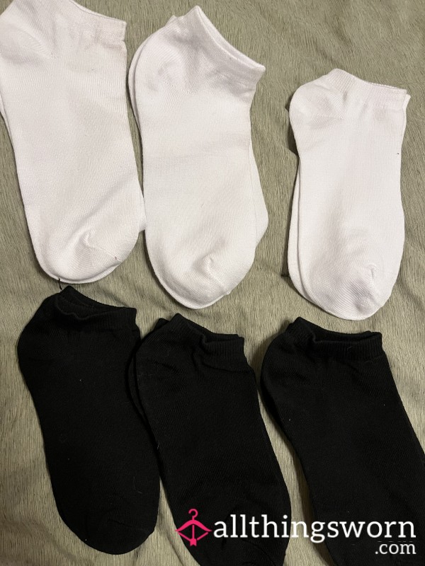 Choose Your Color… Black-White-Gray