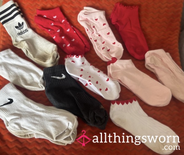 Choose Your Socks 😝