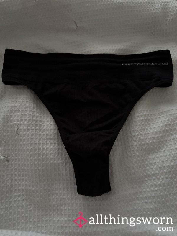 🧑🏼‍🎄🎄 Christmas Day Worn Thong 🎄🧑🏼‍🎄