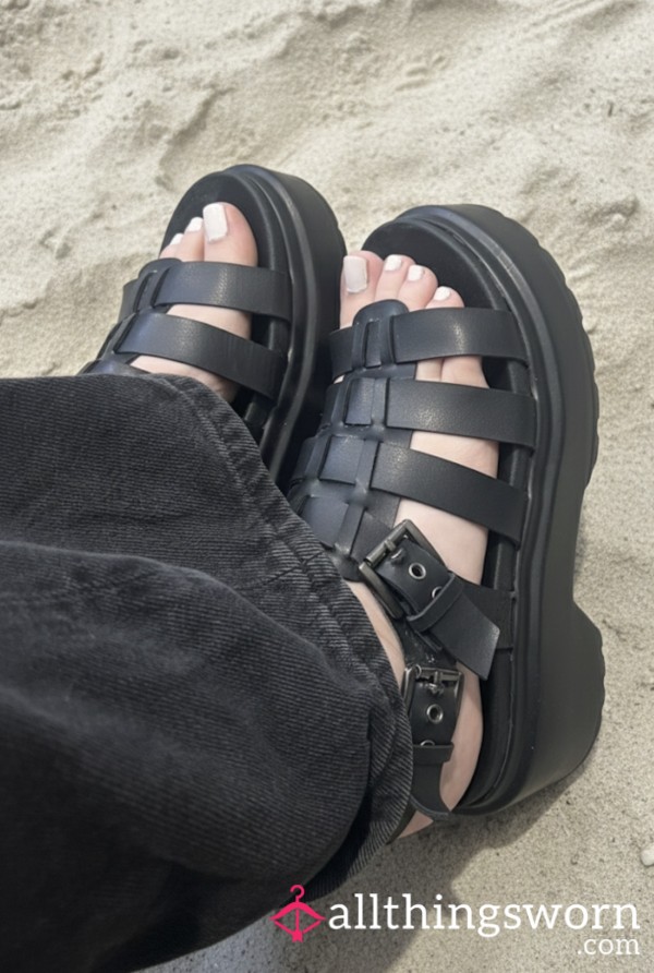 Chunky Black Sandals - Well Worn