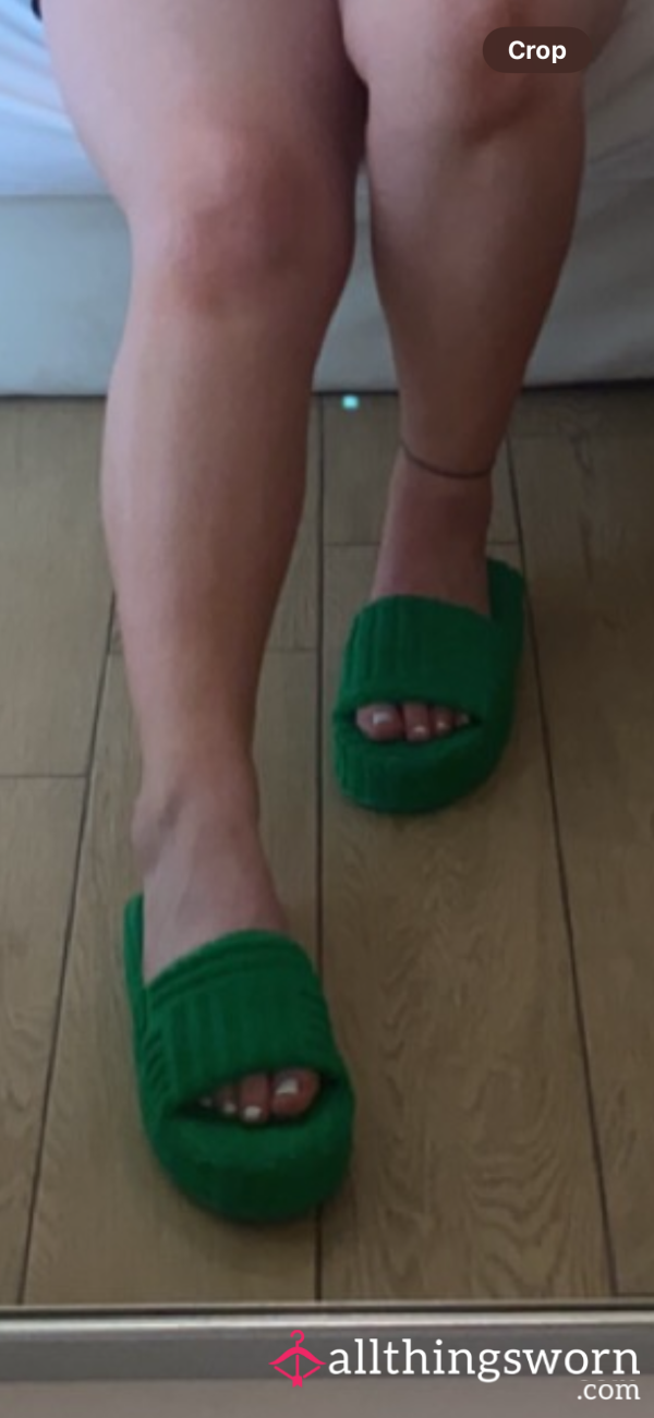 Chunky Green Towel Material Sandals