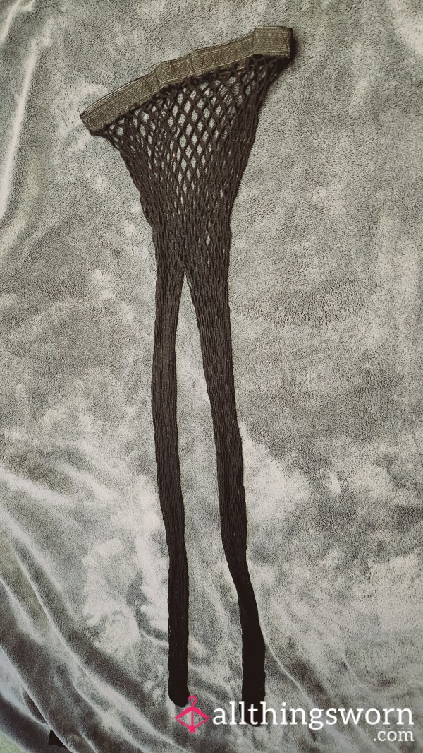 Cla**ic Fishnet Tights