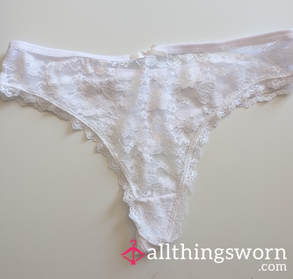 Cla**ic White Lace Bow Thong 🤍✨