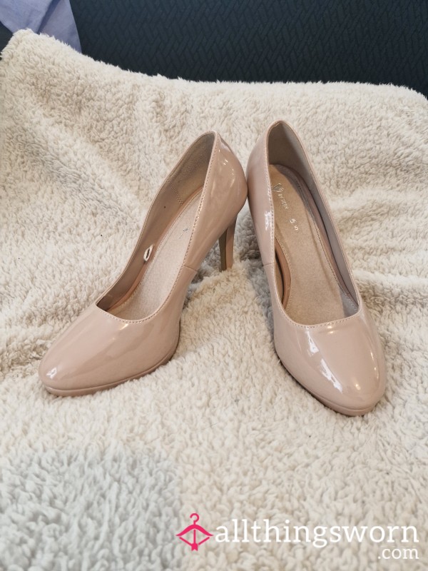 Cla**y Nude Heels. Patent.