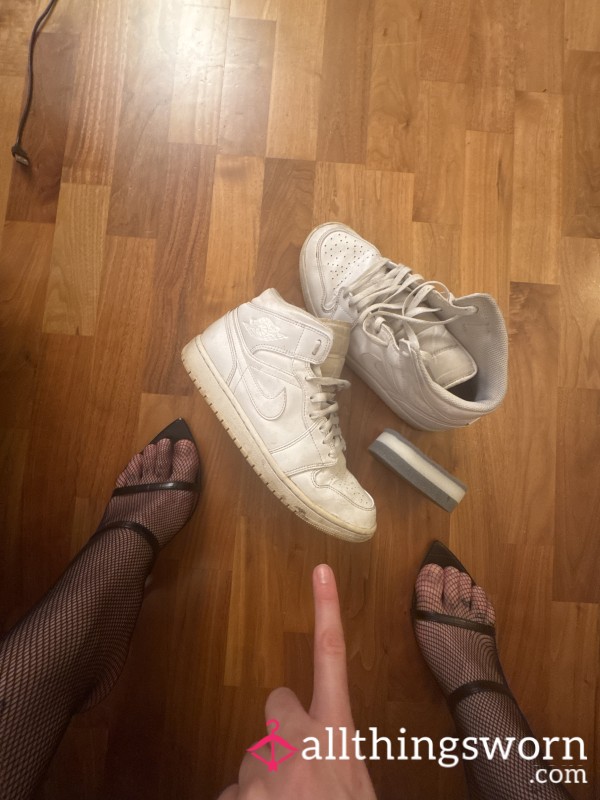 Clean My Dirty White Jordans