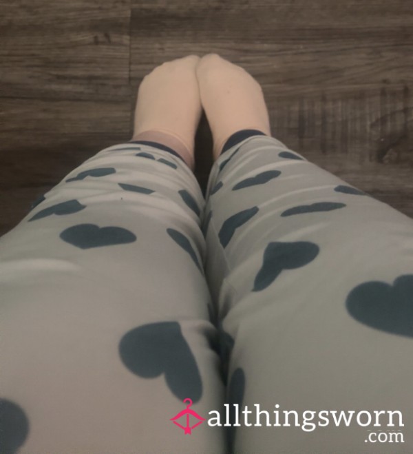 🧦 Clean Socks • Cute Toe Wiggles 👣