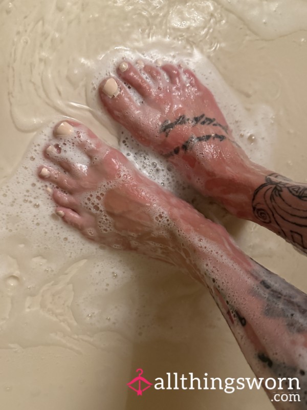 Clean Toes🫧