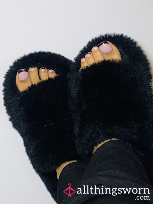 🧽🫧 Clean Up Needed 🧽🫧 Filthy Overworked House Slippers