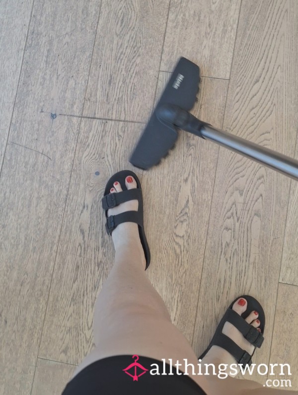 Cleaner Feet POV 🦶🏻
