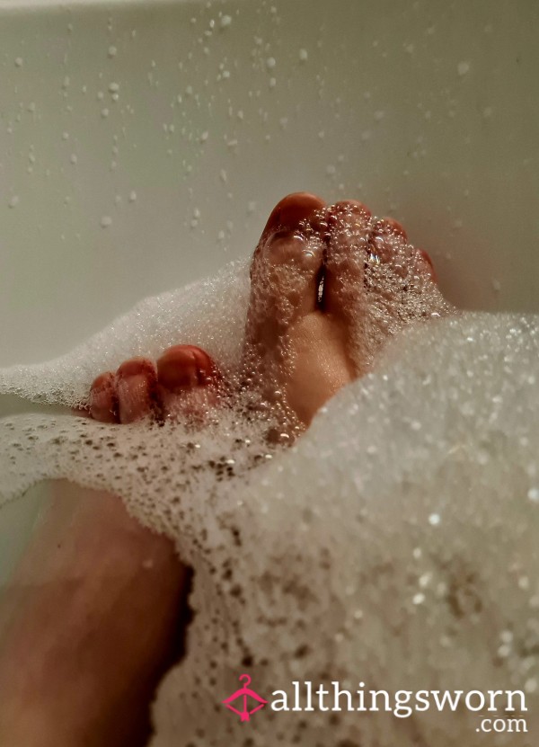Cleaning DIRTY Feet
