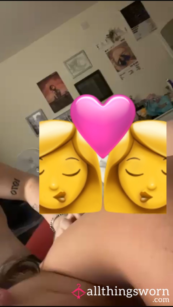 Cleo Playing With Mollys Booty🍑🥵