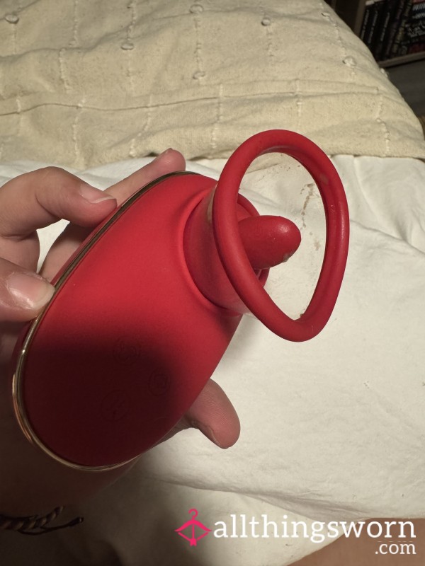 Clit Sucker On Pu**y Close Up 🔥🔥