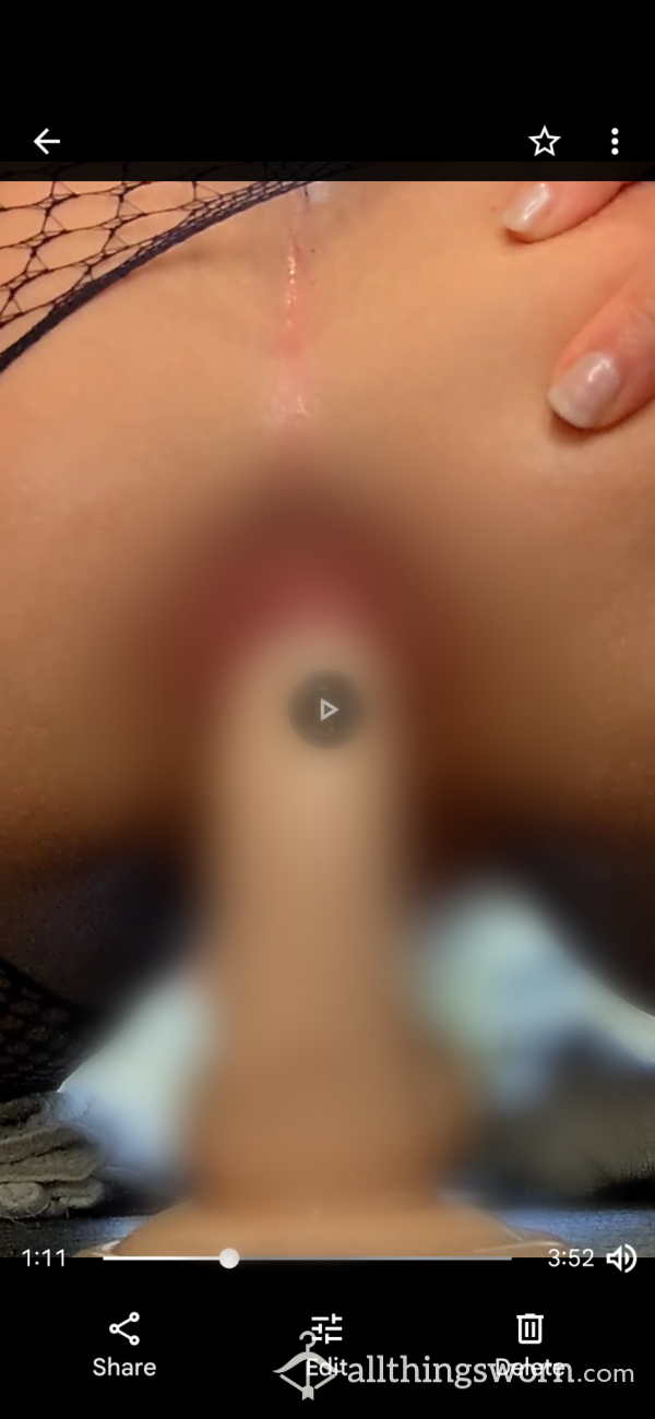 Close Up A**l