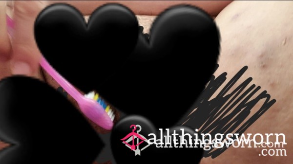 Closeup Toothbrush In Fat Hairy Pu**y