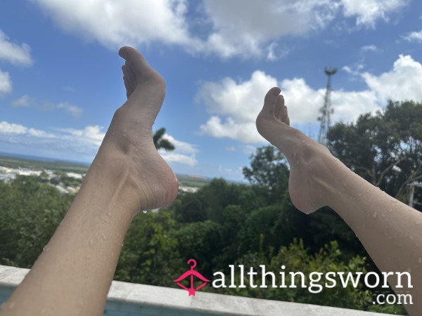 Clothed Feet Pics Of 5