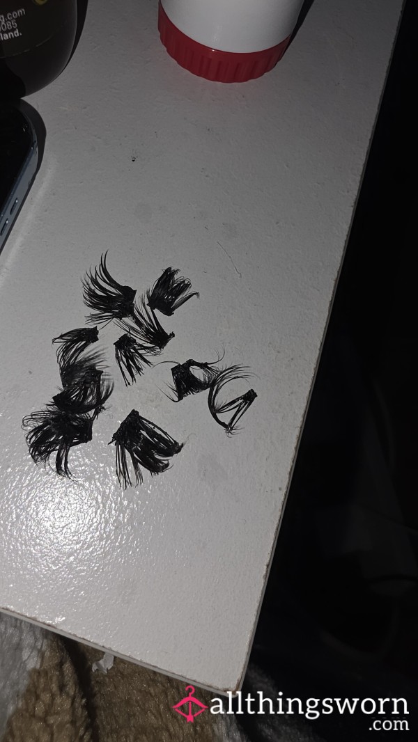 Eyelashes Clusters