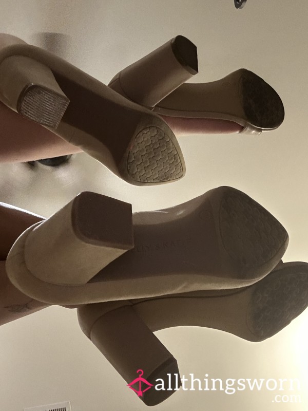 Collab: Swapping Heels👠