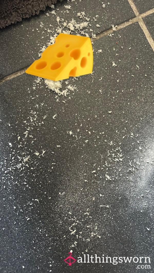 Collecting That Parmesan Cheese , Dropping It All Over The Floor & Accidentally Flashing You My Vagina 🧀 🍝