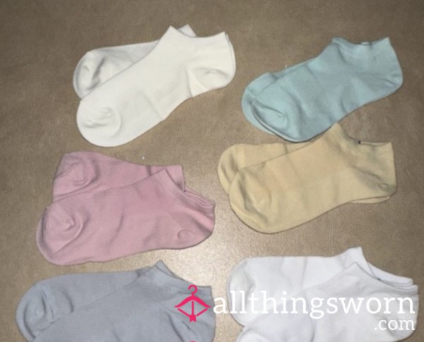 Colourful Custom Sock Wears