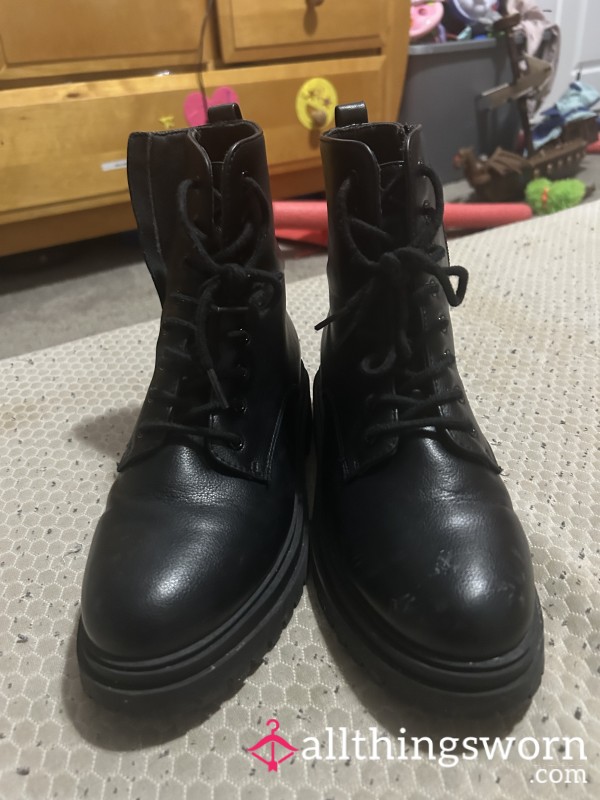 Combat Boots Size 9