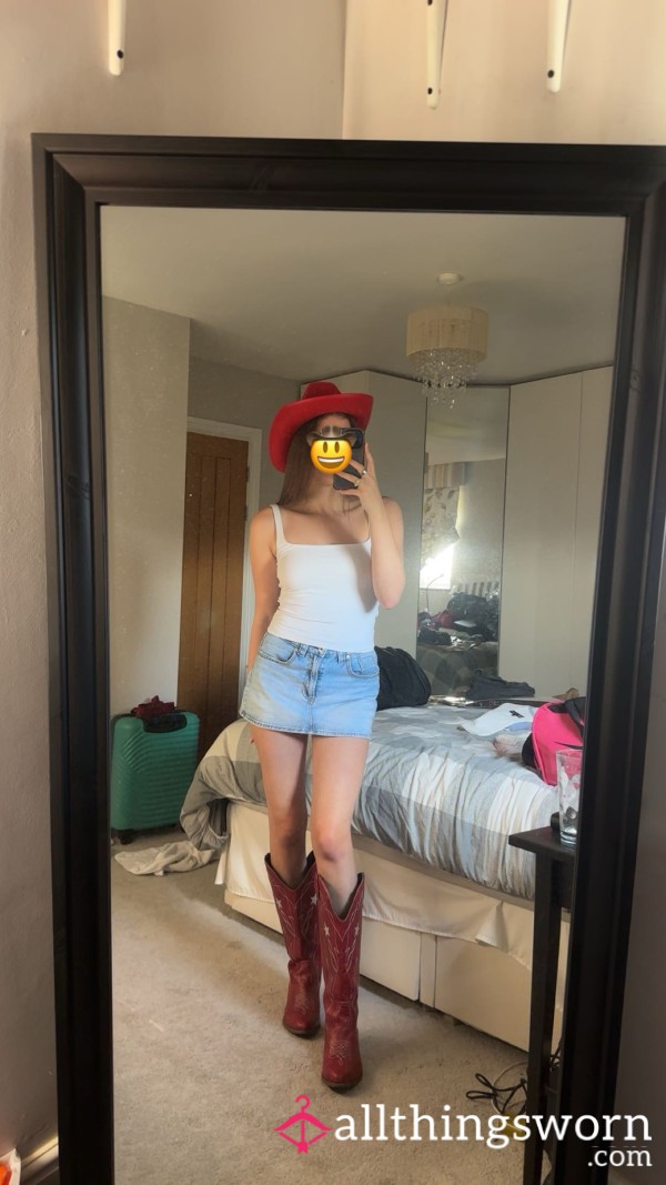 Come And See Your Goddess Turned Cowboy 🤠 😉😘