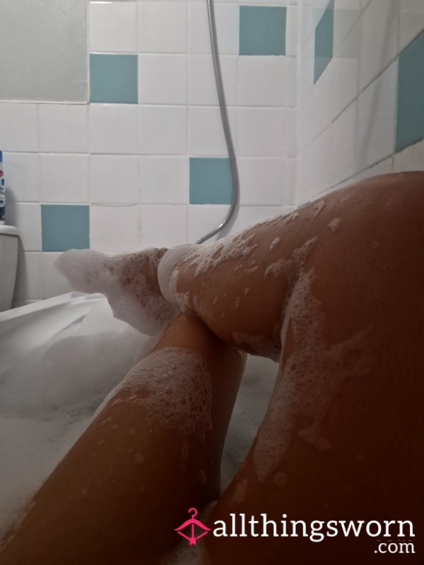 Come And Watch Me Play