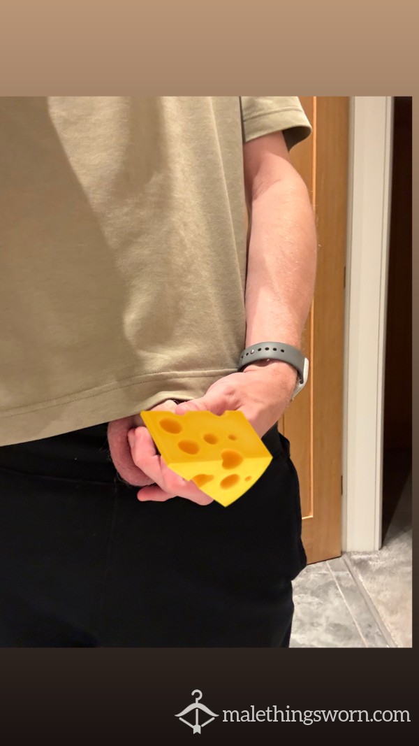 Come Drool Over My Cheesy Uncut Lad C*ck