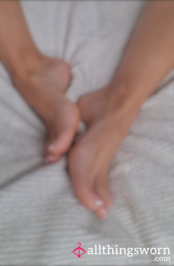Come Rub My Feet With Me