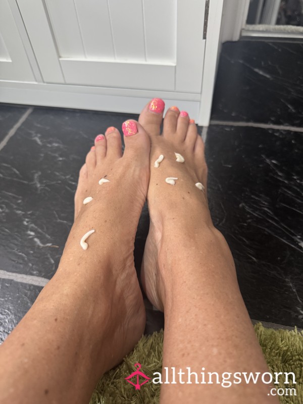 Come See Me Moisturise My Feet