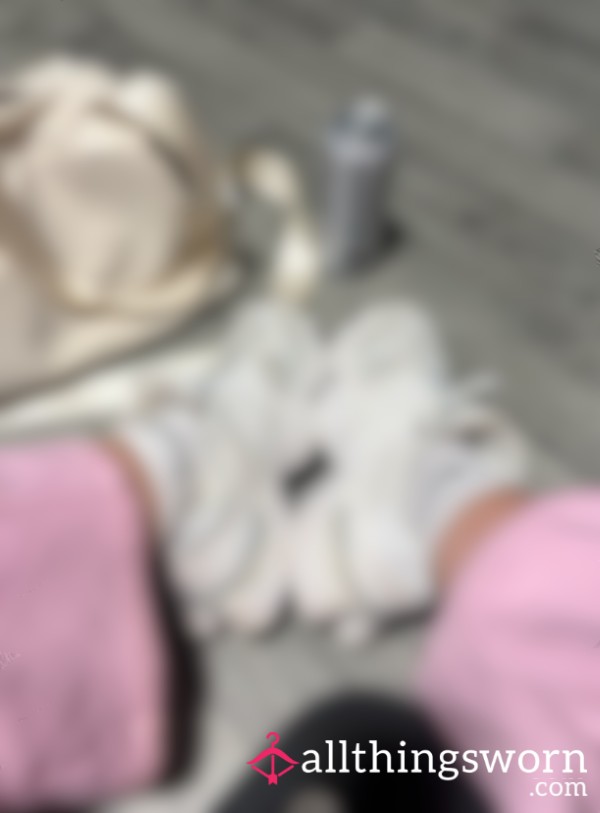 💦sweaty Feet In The Gym