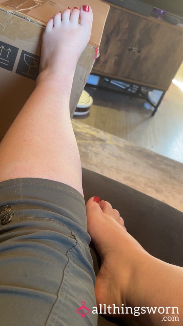 Come Wash My Smelly Feet