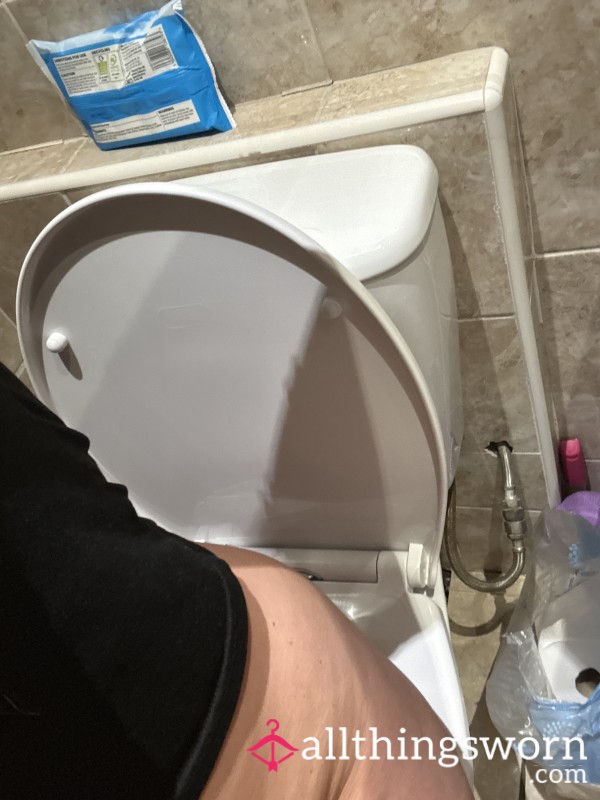 Come Watch Me Ignore You Whilst I’m On The Toilet For 2 Mins