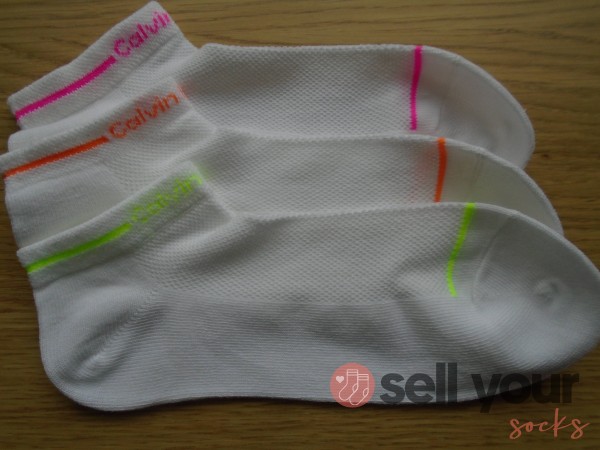 🧦White / Colour Trim CK Socks🧦