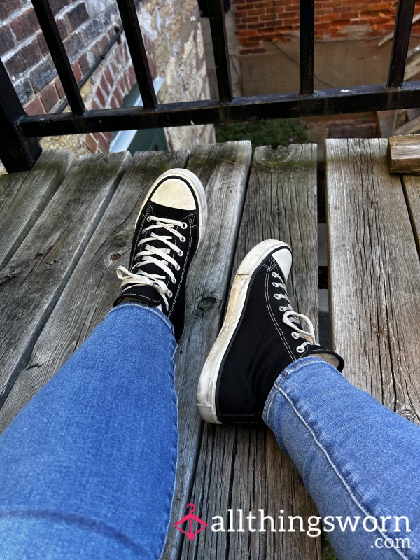 Converse Style Sneaks
