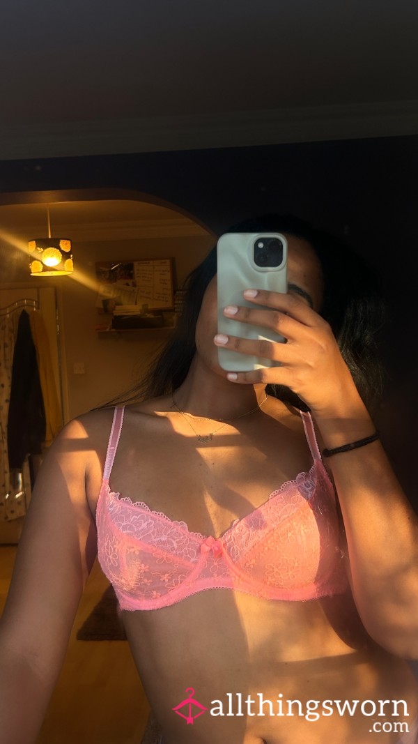 Cor*l Pink Stunning Lace Bra